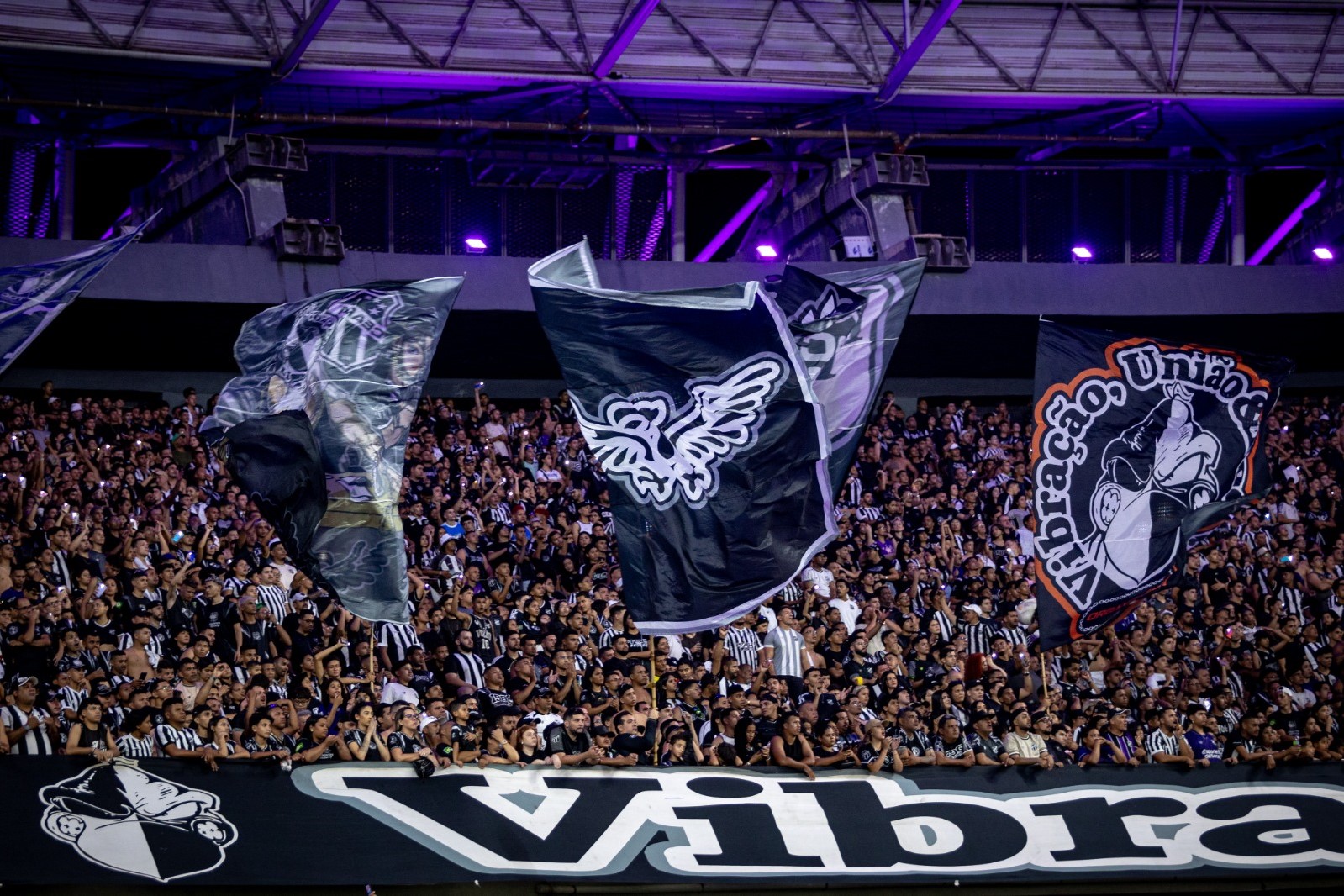 Venda de ingressos para a torcida do Ceará segue acontecendo nas lojas do clube