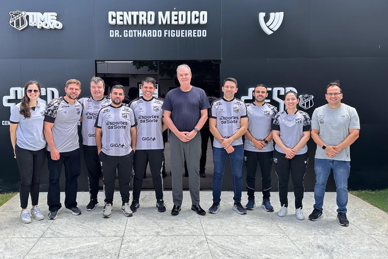 CESP: Médicos alvinegros participam de curso de atualização no uso de ultrassonografia com radiologista da CBF
