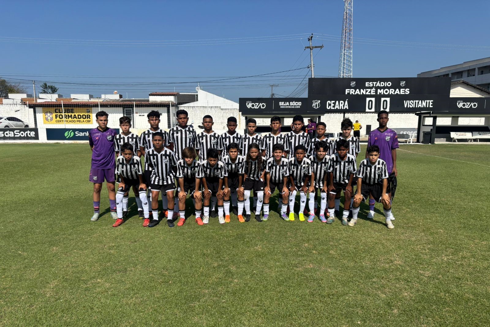 Sub-12: Ceará vence PFC Kids por 3 a 1 e mantém vice-liderança da Liga Ceará