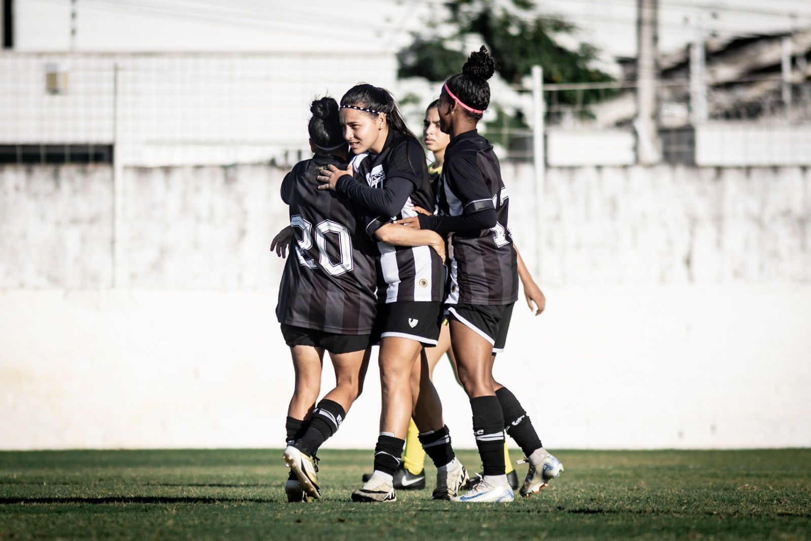 Fut. Feminino: Com transmissão do O POVO, Clássico-Rainha será realizado na quinta-feira, 16