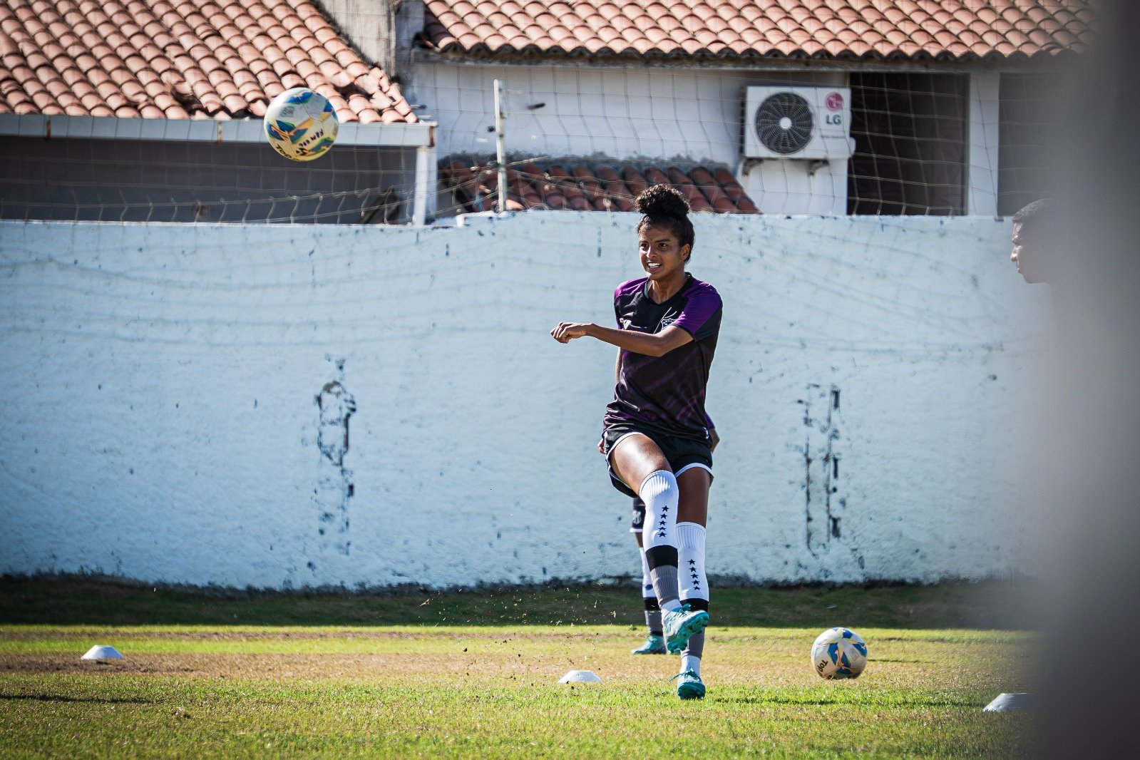 Fut. Feminino: Kethilyn comenta semana de treinos e destaca confiança do elenco para duelo diante do R4