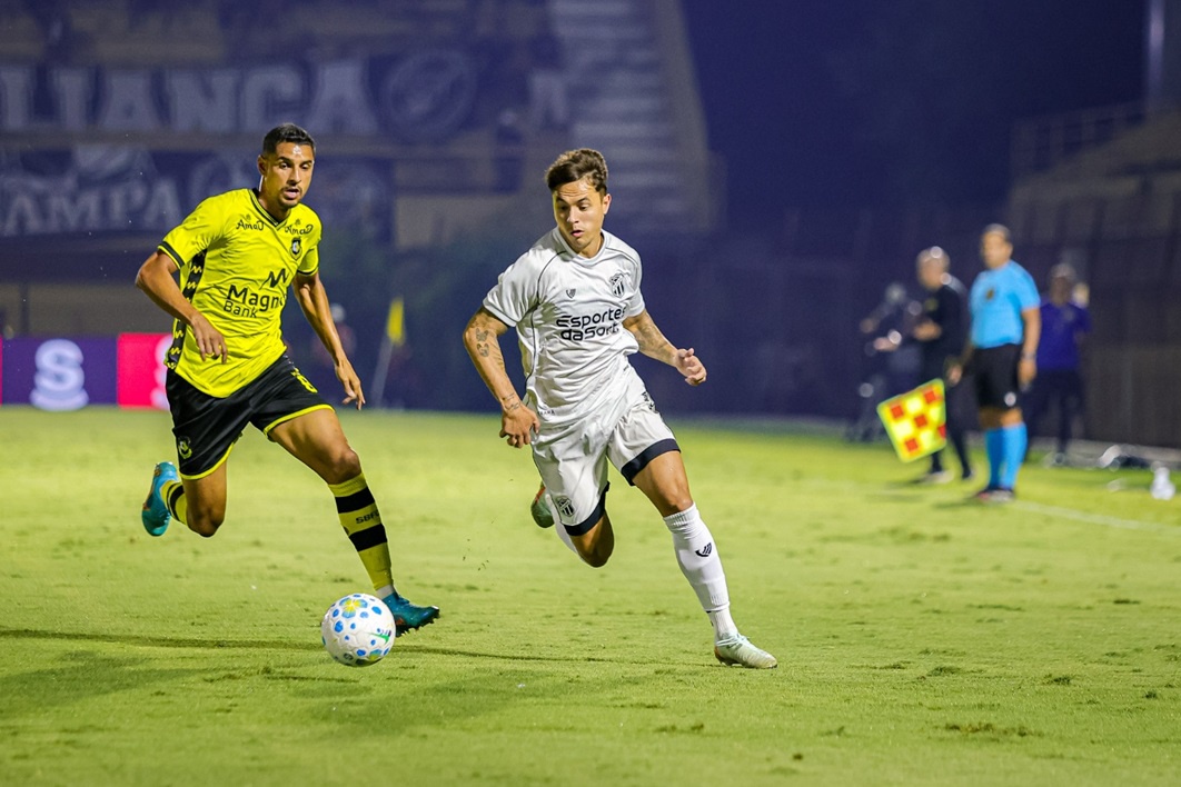 Richard brilha nos pênaltis, Ceará bate São Bernardo e avança na Copa do Brasil