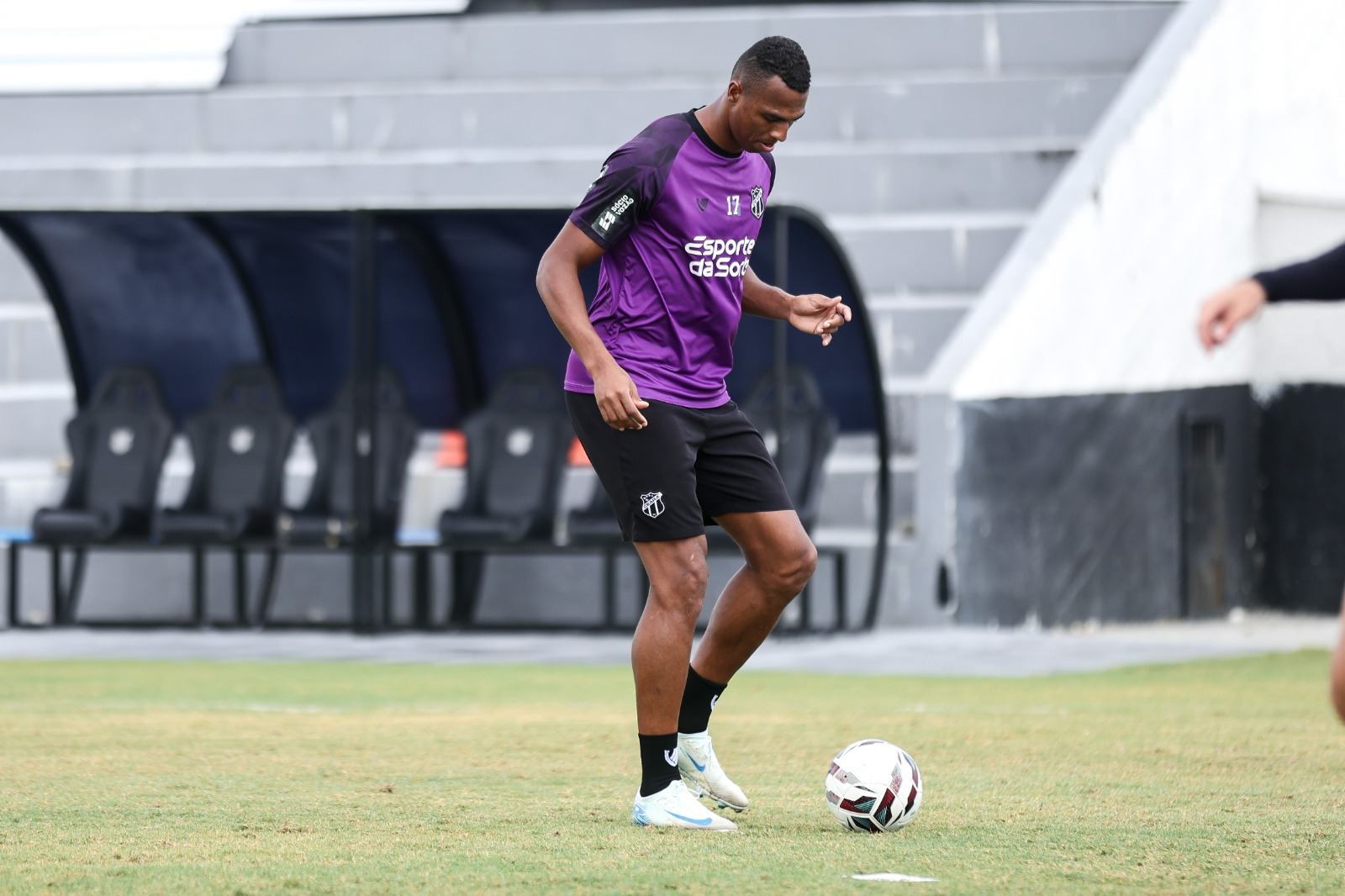 Ceará encerra penúltimo dia de preparação para enfrentar Vila Nova pela Série B