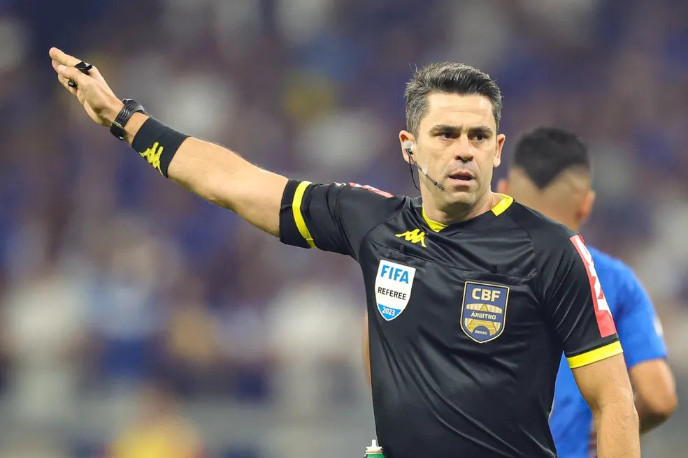 Árbitro FIFA, Flávio Rodrigues de Souza/SP apita Ceará x Sport pelo Brasileiro