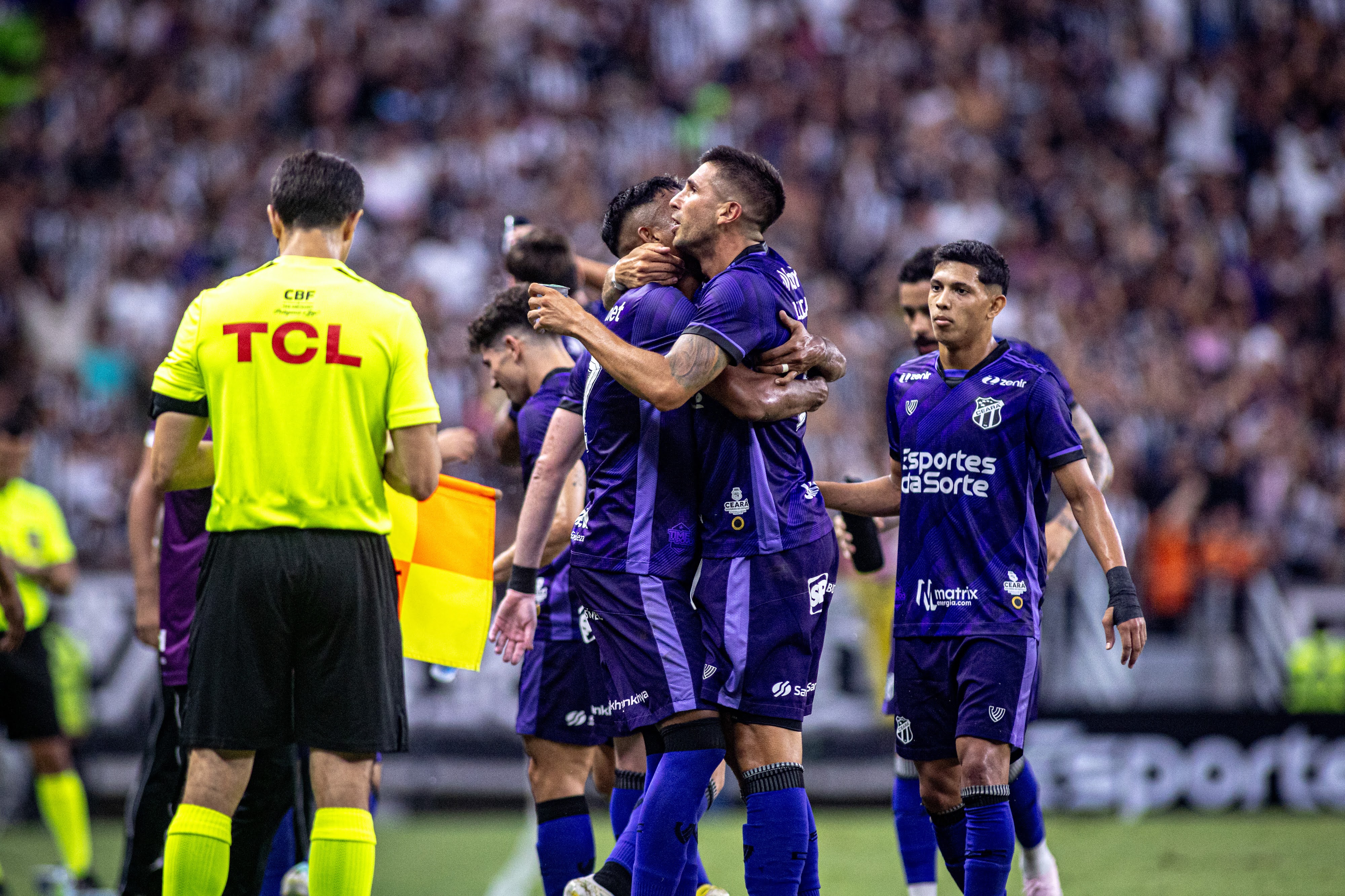 Camp. Brasileiro: Com gol de Lucas Mugni, Ceará vence a Ponte Preta/SP por 1 a 0 na Arena Castelão