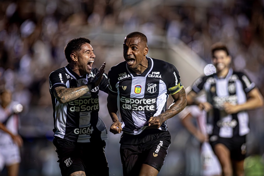 Camp. Brasileiro: Com gol de Marllon, Ceará supera Vitória por 1 a 0