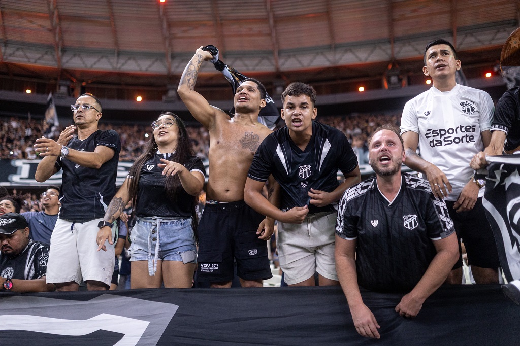 Check-ins e venda de ingressos para Ceará x Corinthians continuam acontecendo