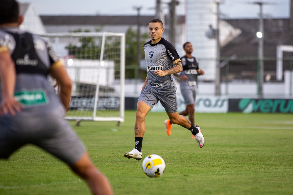 Ceará encerra a preparação para o jogo contra o Tombense/MG