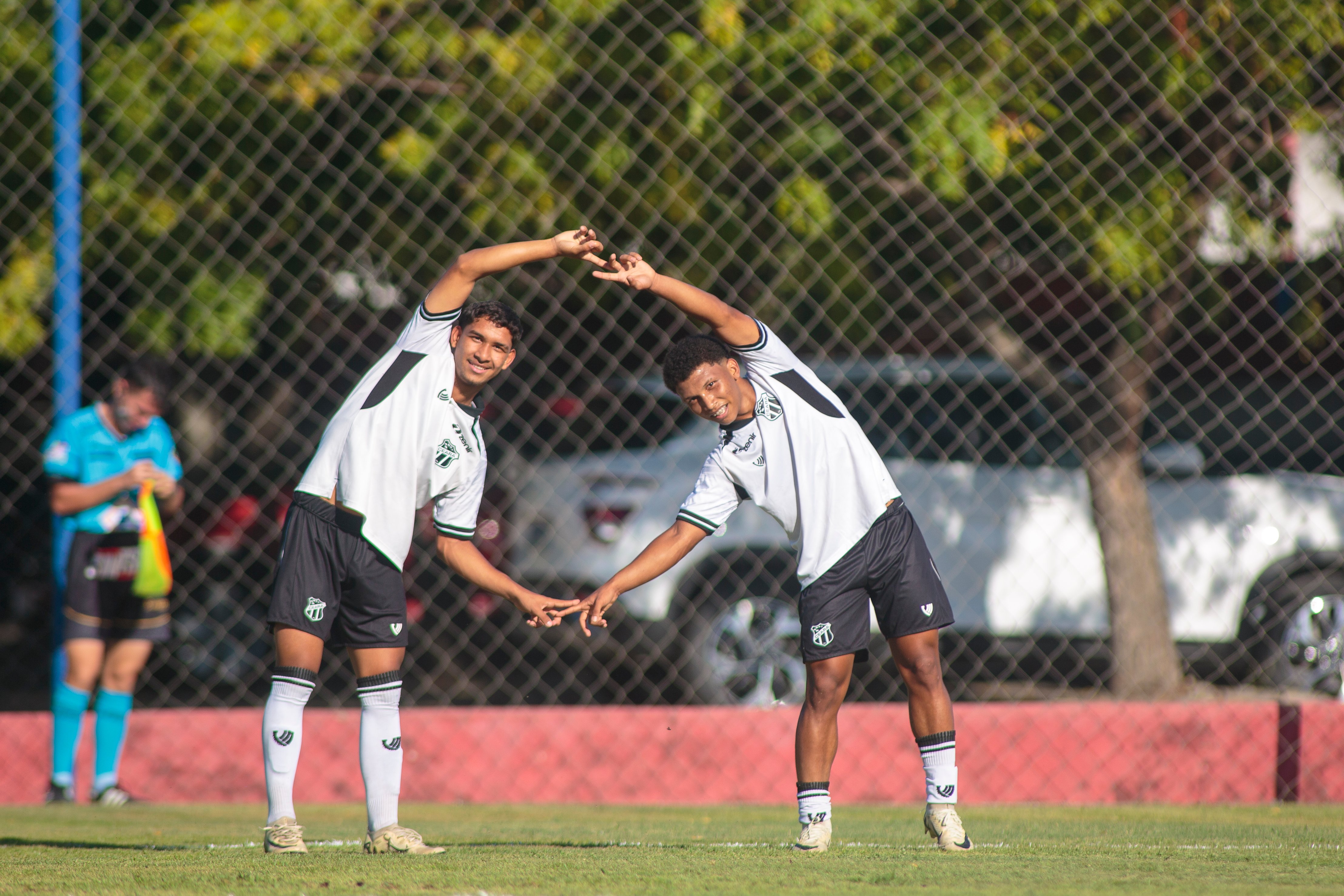 Sub-17: Em Maracanaú, Ceará bate o Floresta por 2 a 0 e avança à final da Copa Seromo