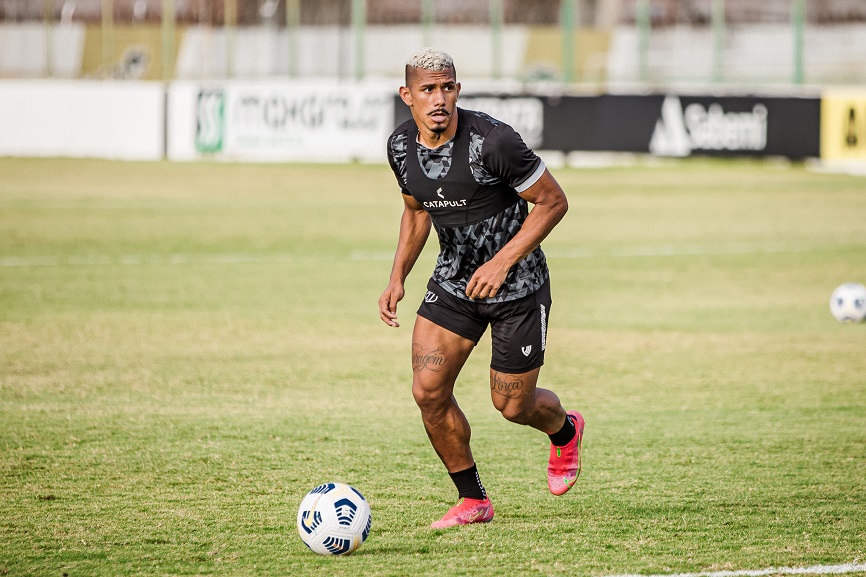 Ceará se reapresenta nesta terça-feira visando o confronto contra o Corinthians