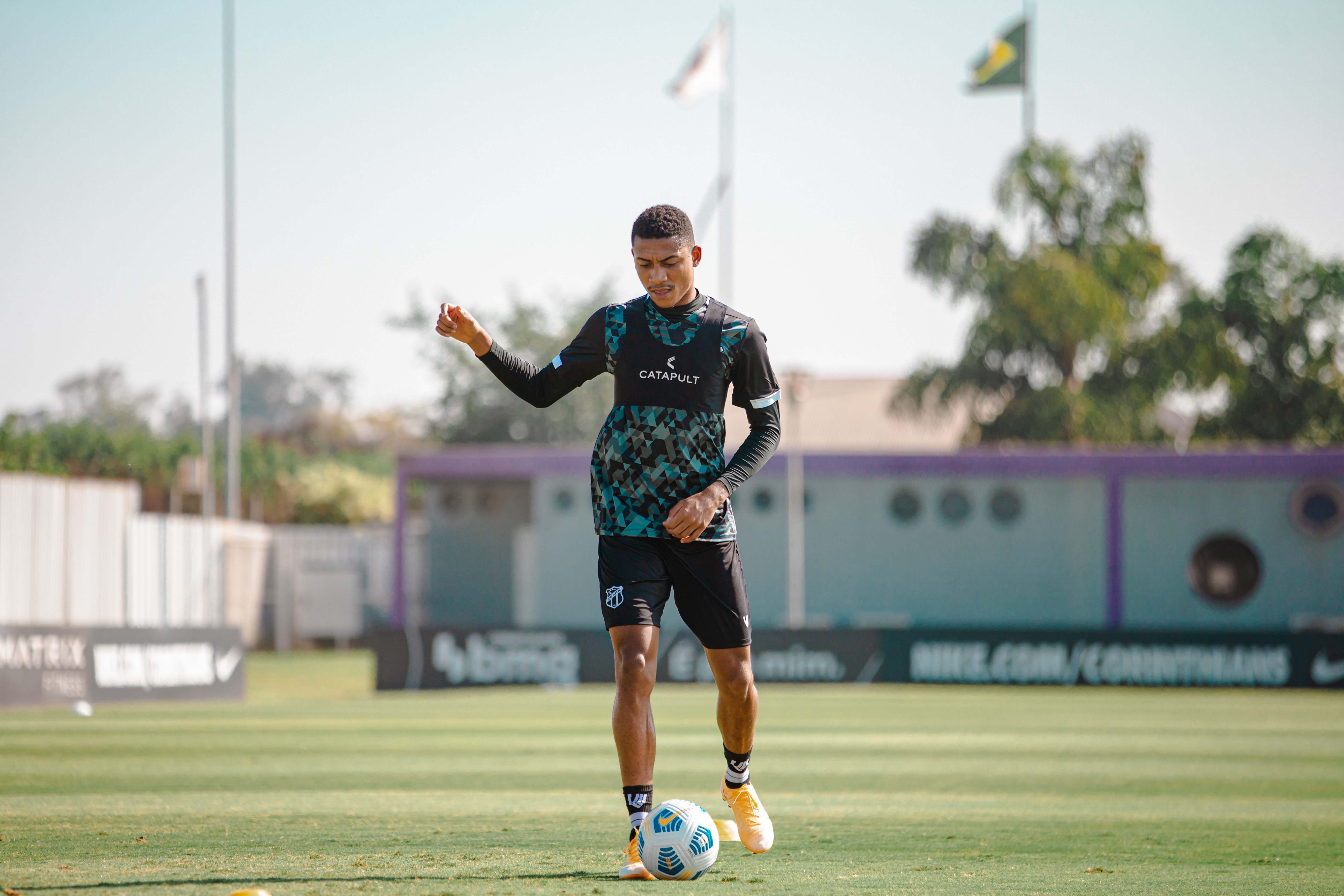 Brasileirão: Ceará finaliza preparação no CT do Corinthians para partida contra o Santos