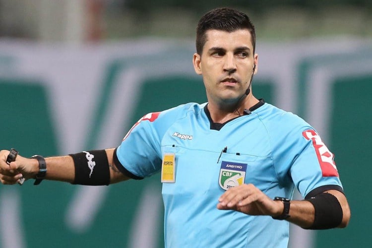 Arbitragem: Diego Pombo Lopez comanda Tombense x Ceará, pela Copa do Brasil