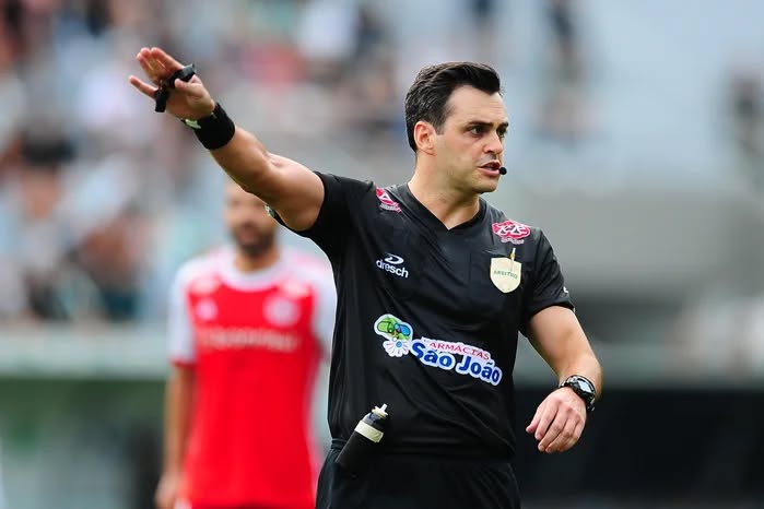 Gaúcho Lucas Horn apita Ceará x Cuiabá pelo Brasileiro, neste sábado