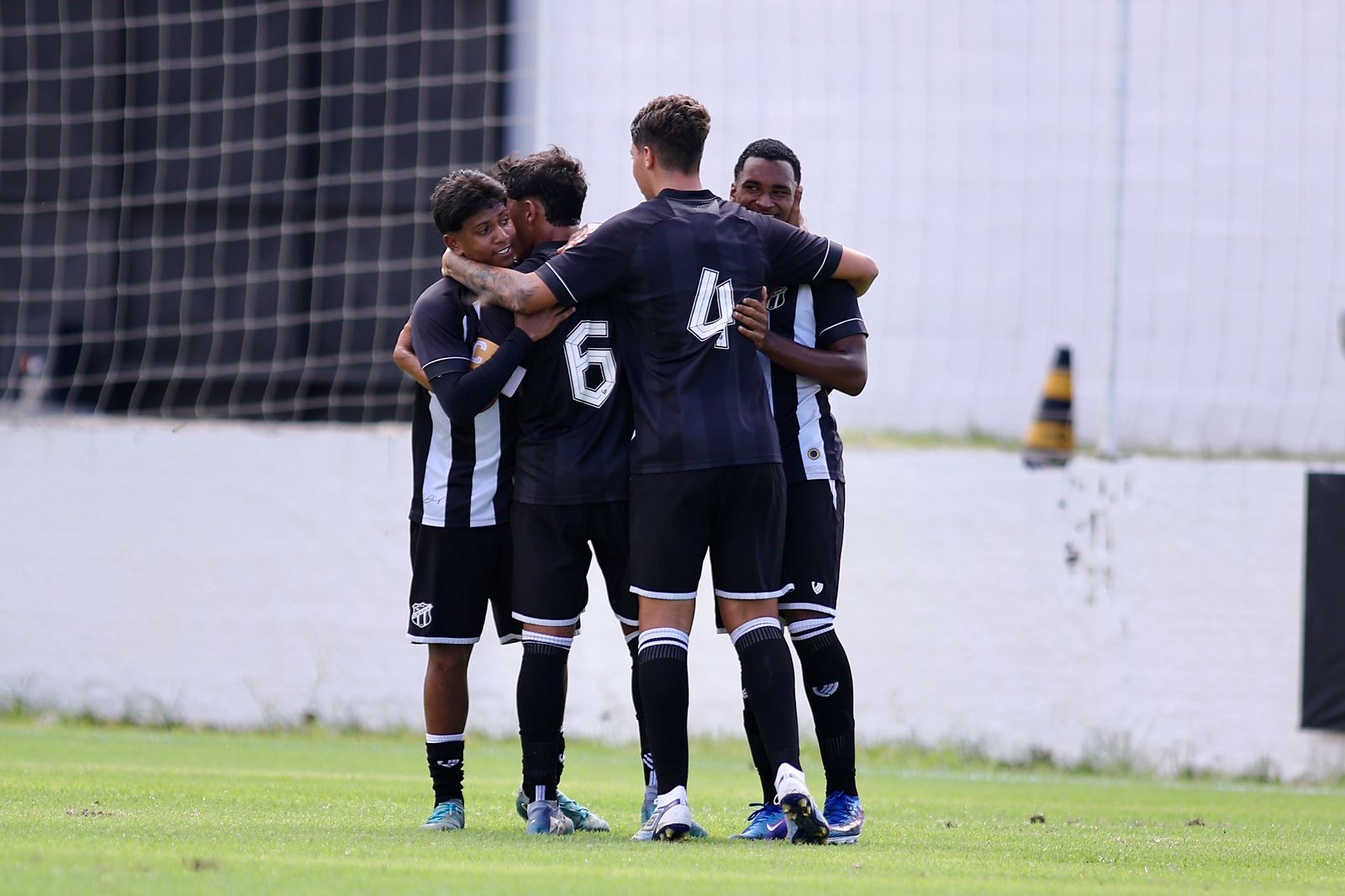 Sub-17: Ceará atropela Aliança por 10 a 1 na 2ª rodada do Campeonato Cearense