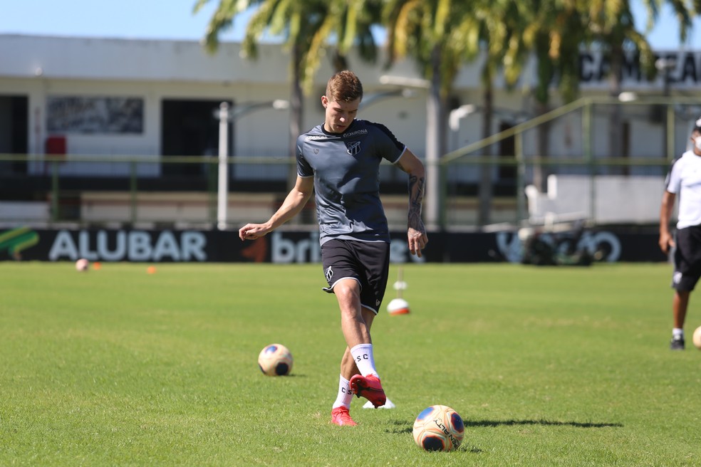 Brasileirão: Ceará se reapresenta e inicia preparação para partida contra o Grêmio