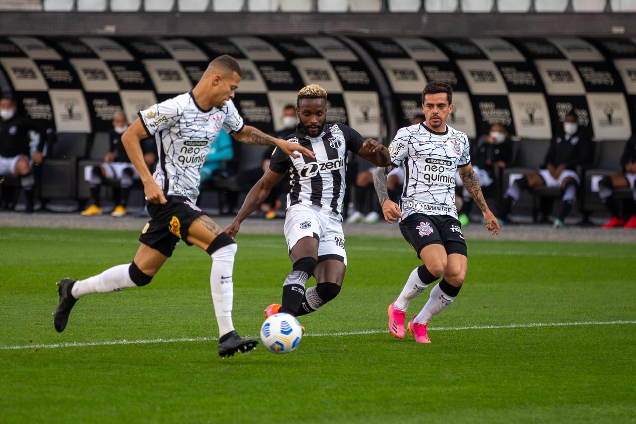 Fora de casa, Ceará tropeça contra o Corinthians e perde pelo Brasileirão