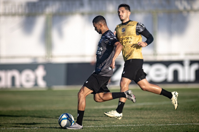 Ceará faz treino apronto e fecha a preparação para encarar a Ponte Preta