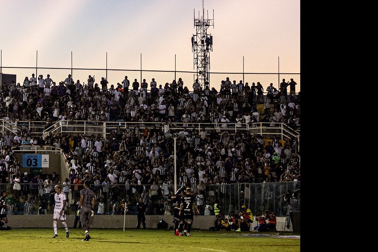 Saiba como adquirir o ingresso para Ceará e CSA no dia da partida