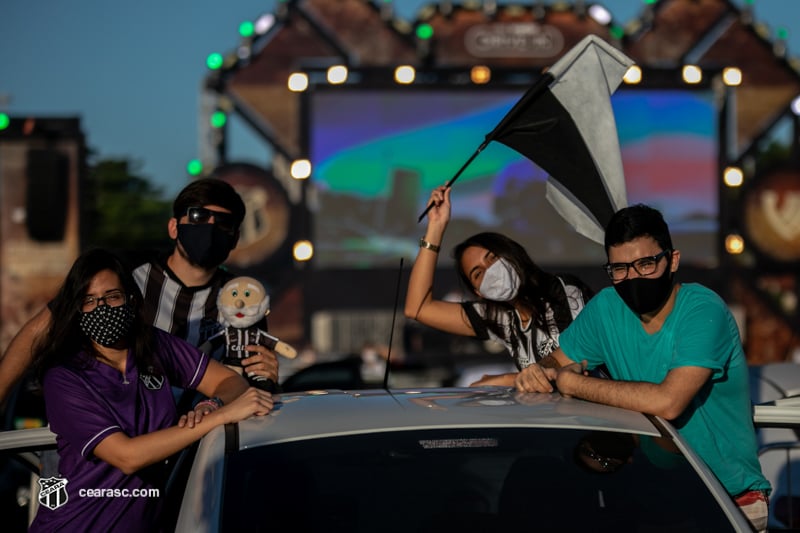 Cine Vozão Drive-in: Domingo será de rodada dupla de futebol e muita música