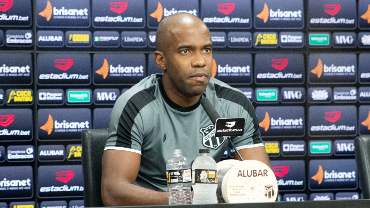 Vozão TV: Em coletiva, Fabinho afirma que "jogo de seis pontos entre Ceará e Vasco é de extrema importância"