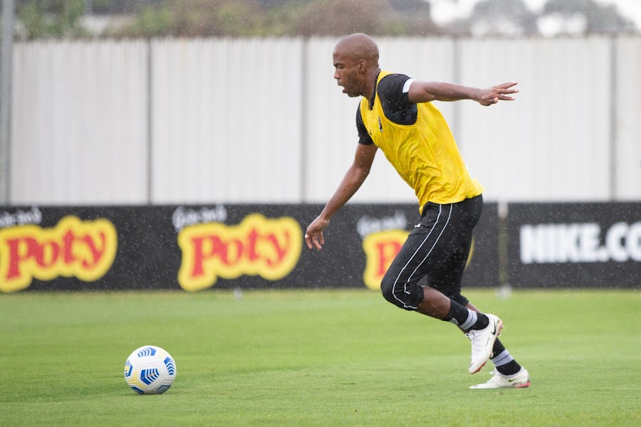 Ceará realiza último treino em São Paulo antes da partida contra o Bragantino