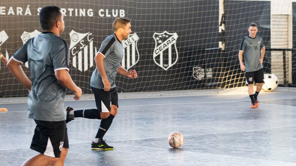 No Ginásio do Vozão, equipe de futsal masculino participa de treino técnico-tático