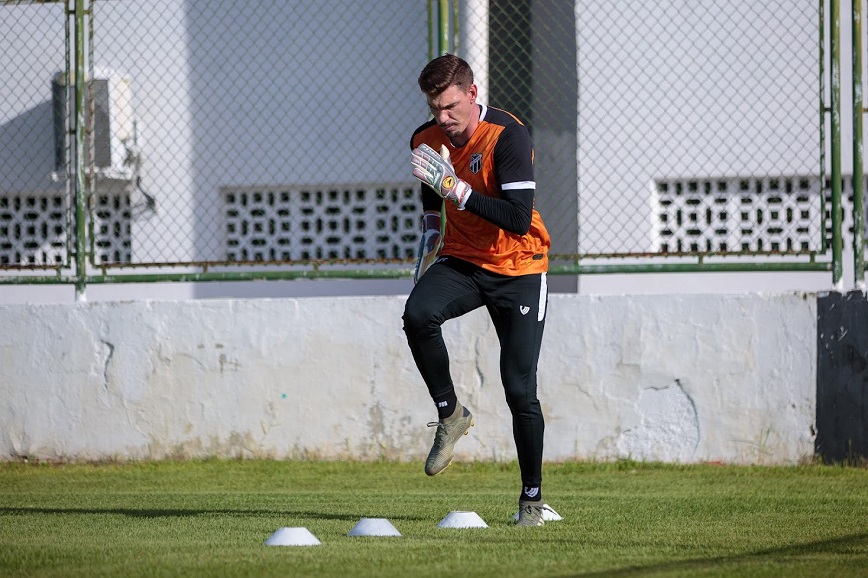 Com atividades em dois períodos, Ceará finaliza segundo dia de treinos na pré-temporada