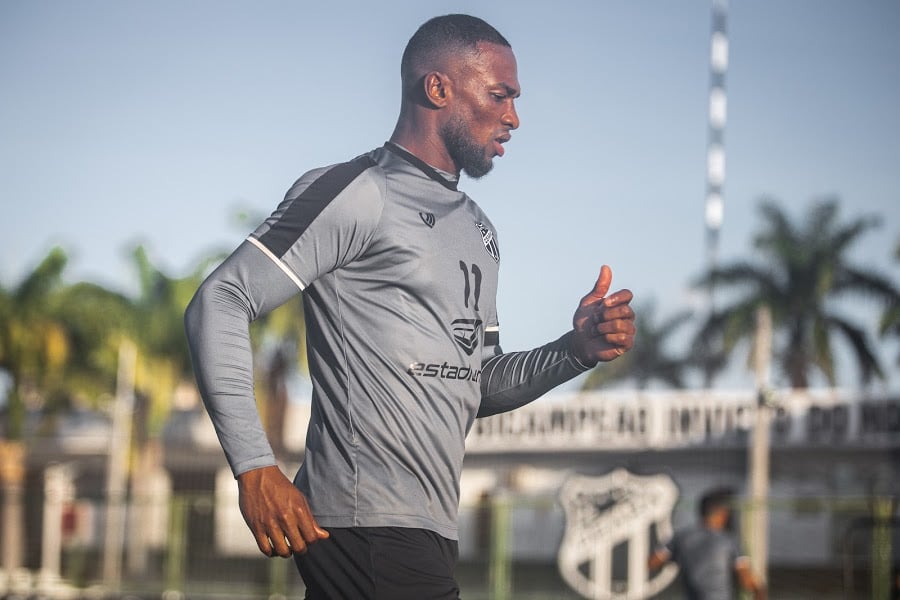 Em Porangabuçu, sábado foi de treino técnico-tático para elenco do Vozão