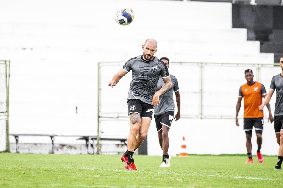 Ceará faz penúltimo treino em Porangabuçu antes da partida contra o CSA