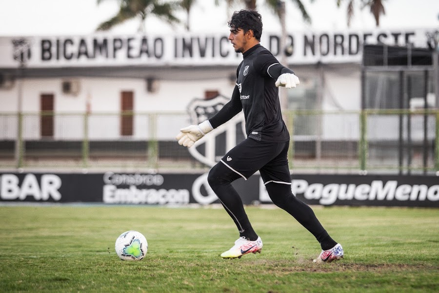 Ceará retoma atividades em Porangabuçu e inicia preparação para jogo contra o Coritiba