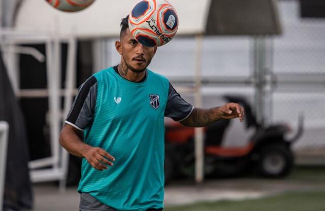 Ceará treina em Porangabuçu e finaliza preparação para jogo contra o Pacajus