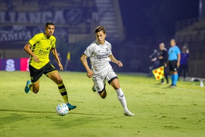 Richard brilha nos pênaltis, Ceará bate São Bernardo e avança na Copa do Brasil