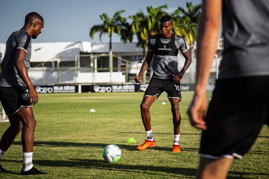 Ceará inicia semana aberta de treinos antes do Clássico-Rei do domingo