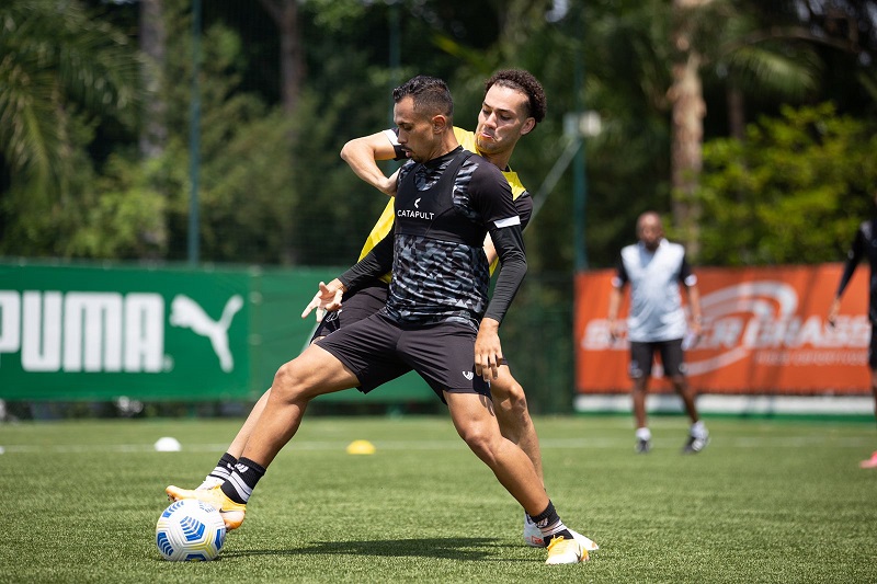 Antes de retornar à Capital, Ceará treina em São Paulo focado em duelo contra o Bragantino