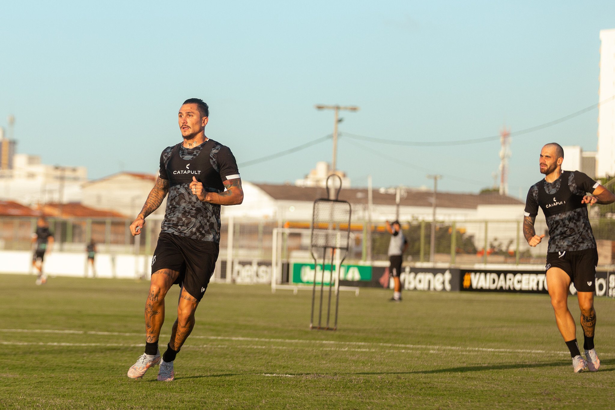 De olho na Copa do Brasil, elenco se reapresentou na tarde desta segunda, 07, em Porangabuçu