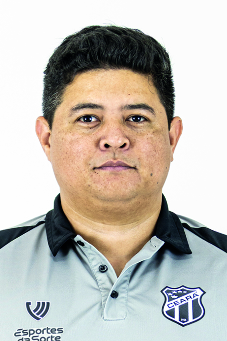 Saiba mais sobre: Rainier Alves  